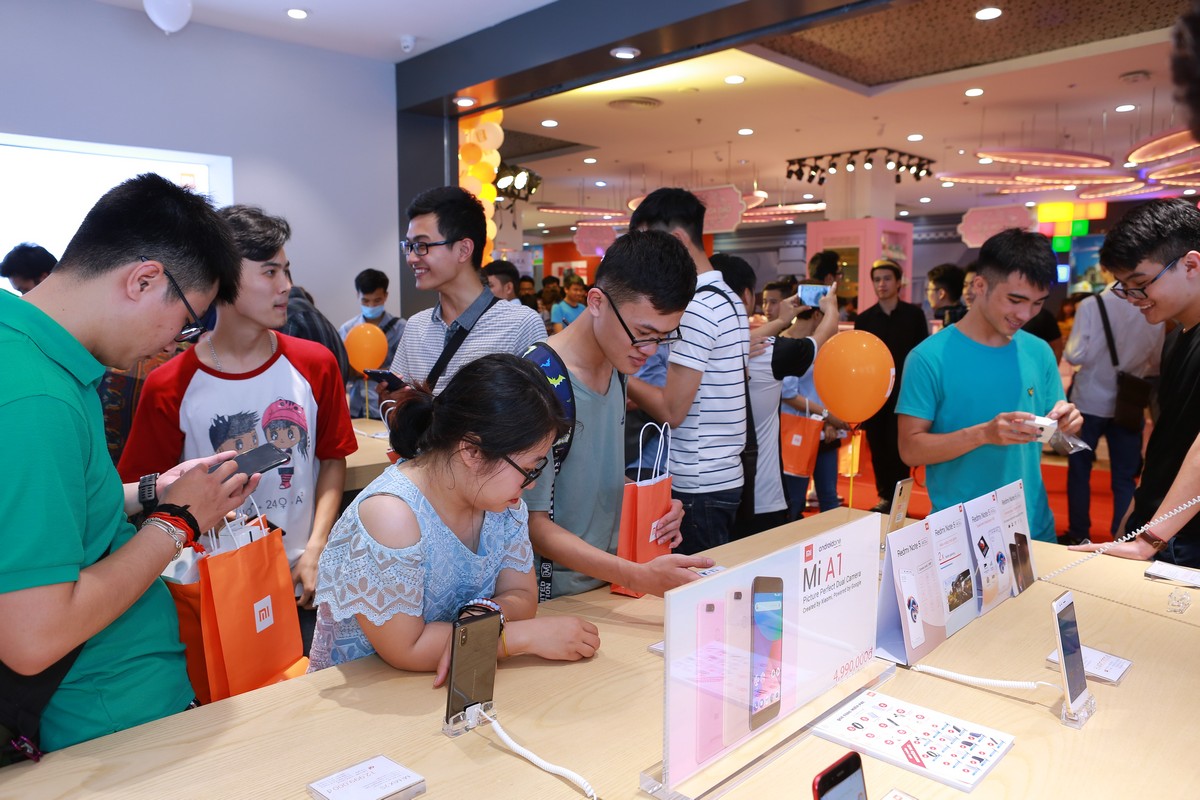 180512_Xiaomi-_Mi-_Store-_Hanoi-52.jpg